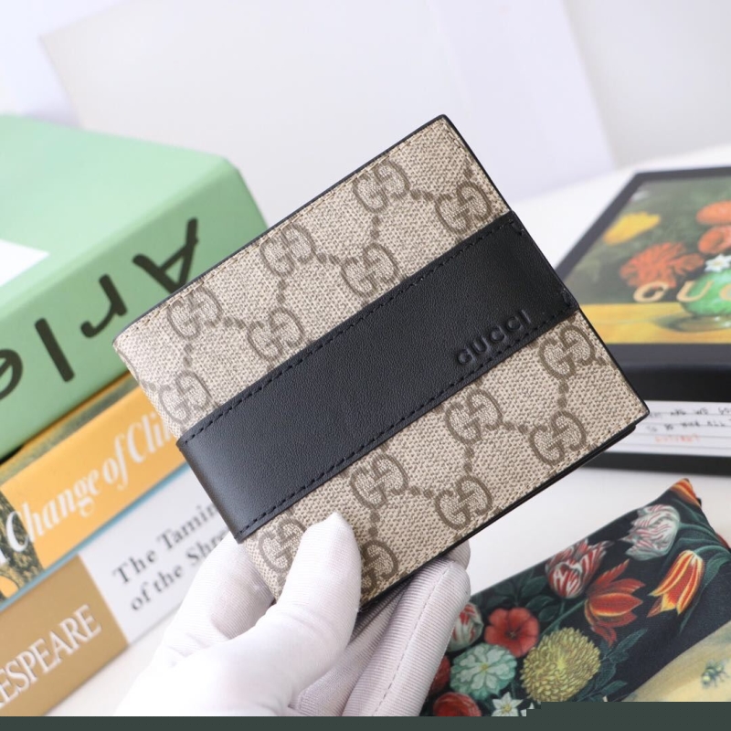 G*u*i wallets & purse